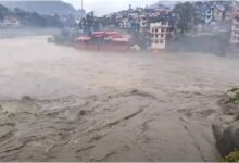 Photo of हिमाचल में बारिश ने बढ़ाई मुश्किलें, 98 सड़कें बंद; 107 ट्रांसफॉर्मर और 37 पेयजल योजनाएं प्रभावित