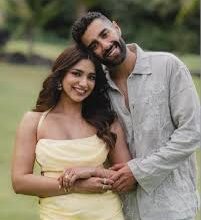 Photo of ‘बिग बॉस ओटीटी 2’ फेम एक्ट्रेस ने महीनों की अटकलों पर लगाया विराम, इमोशनल नोट के साथ रिश्ते को किया ऑफिशियल