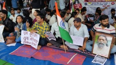Photo of JPSC-JSSC विवाद: 16 दिन से जारी छात्र आंदोलन के बीच झुकती दिखी झारखंड सरकार, 14वीं JPSC PT रद्द करने पर विचार
