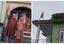 Photo of आतंकी के घर पर लहराया तिरंगा, माता-पिता ने शान से मनाया स्वतंत्रता दिवस,श्रीनगर के लाल चौक में भी दिखा देशभक्ति का जज्बा