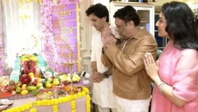Photo of अमेरिका से लौटते ही गणपति दर्शन को पहुंचे गोविंदा, बच्चों संग की पूजा, सुनीता आहूजा रहीं नदारद