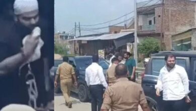Photo of अतीक के बेटे अली को झांसी से प्रयागराज ला रहा था काफिला, पीछे दिखी भाई अहजम की कार तो पुलिस ने रोका