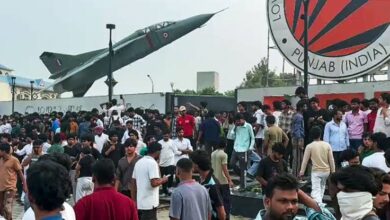 Photo of एलपीयू में हिंसक प्रदर्शन के बाद 10 दिन के लिए कक्षाएं बंद, छात्र घर लौटे, एनएच-44 पर यातायात बहाल