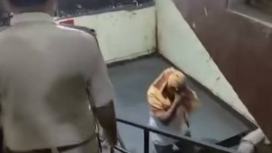 Photo of पटना में गेस्ट हाउस पर पुलिस की छापेमारी, कथित देह व्यापार का खुलासा 4 महिलाएं और एक पुरुष हिरासत में