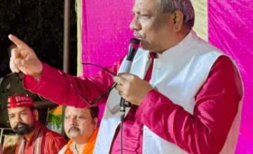 Photo of ‘मुंह से PDA, दिल में लग्जरी रथ’… संजय निषाद ने अखिलेश यादव पर साधा सीधा निशाना