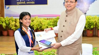 Photo of उत्तराखंड में 10वीं-12वीं के छात्रों को टैब खरीदने के लिए मिलेगी रकम, CM धामी ने किया ऐलान