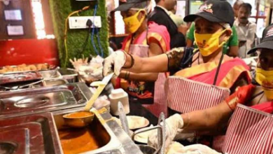 Photo of यूपी में 2100 से अधिक कैंटीन बनीं आत्मनिर्भरता की ‘प्रेरणा’, दस हजार परिवारों का बनीं सहारा
