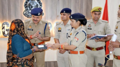 Photo of मिशन शक्ति 6.0 में यूपी पुलिस का कमाल, सात दिन में पांच राज्यों से खोज निकाले 32 लाख के गुम मोबाइल